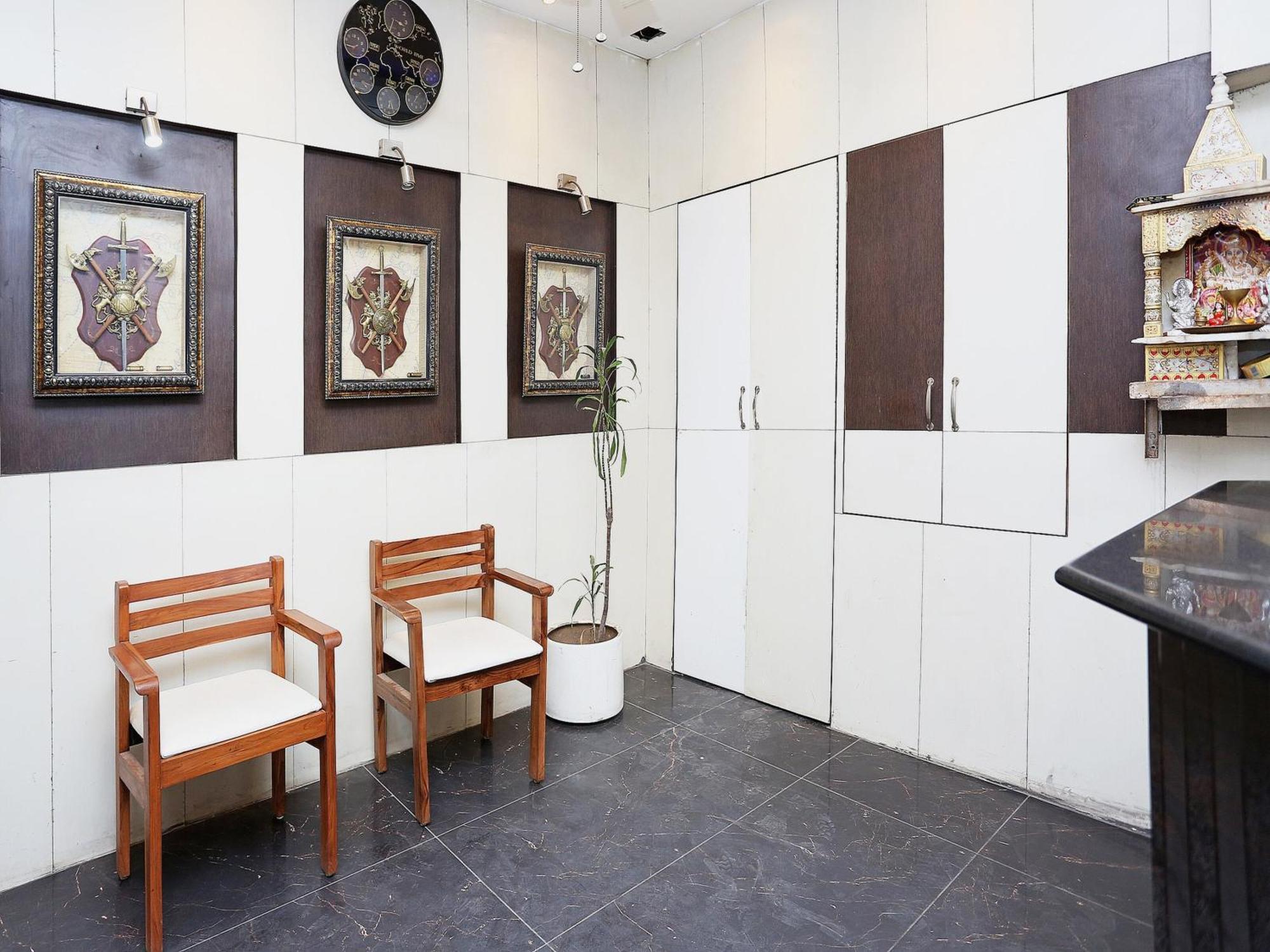 Oyo Flagship Hotel F Five New Delhi Eksteriør billede