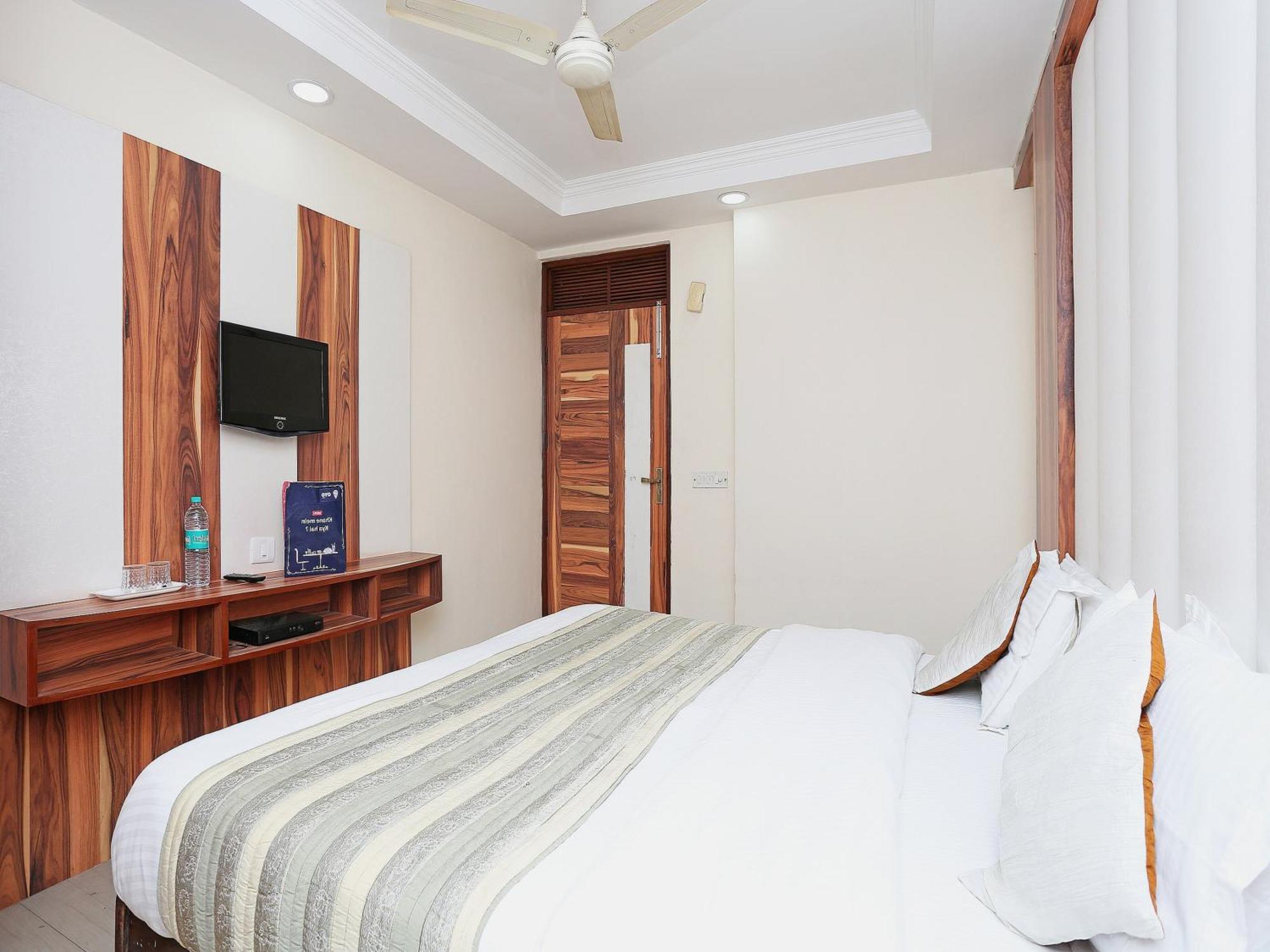 Oyo Flagship Hotel F Five New Delhi Eksteriør billede