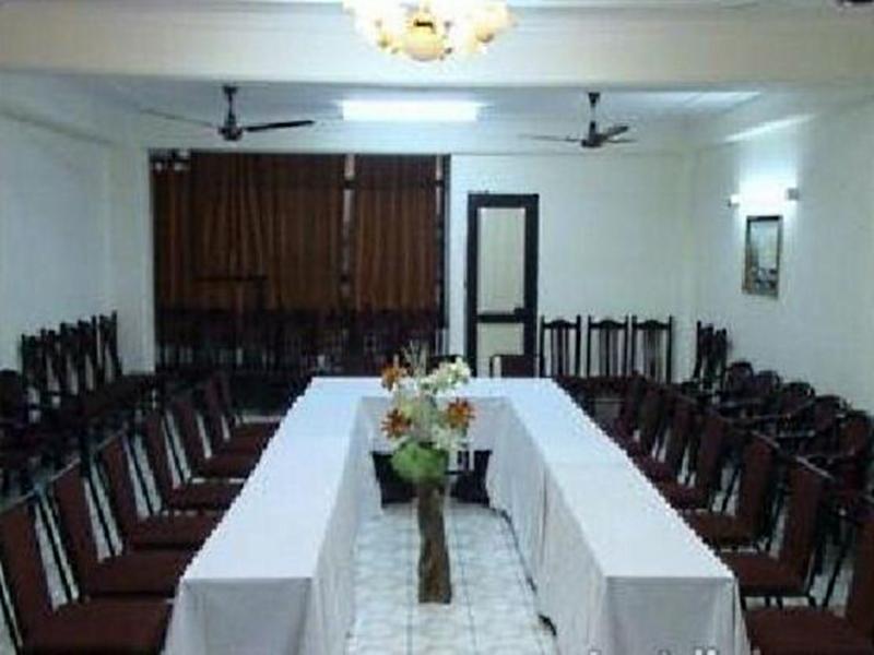 Oyo Flagship Hotel F Five New Delhi Eksteriør billede